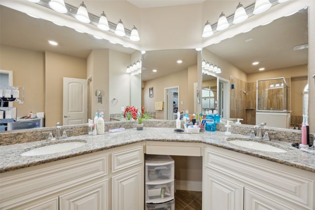 5225 Edgebrook Way, Fort Worth, TX 76244