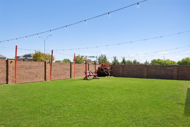 5225 Edgebrook Way, Fort Worth, TX 76244