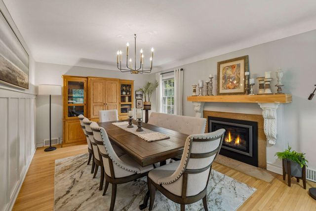 1995 Norfolk Avenue, Saint Paul, MN 55116