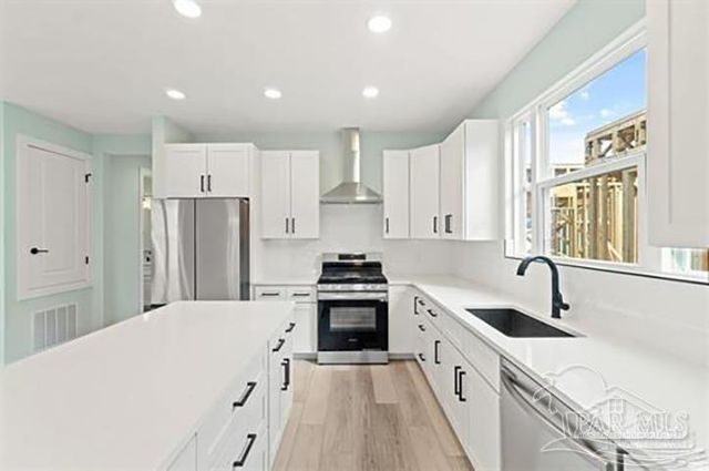 1180 W Intendencia St, Pensacola, FL 32502