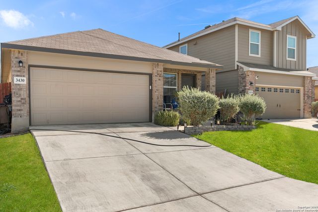 3430 angus, San Antonio, TX 78245