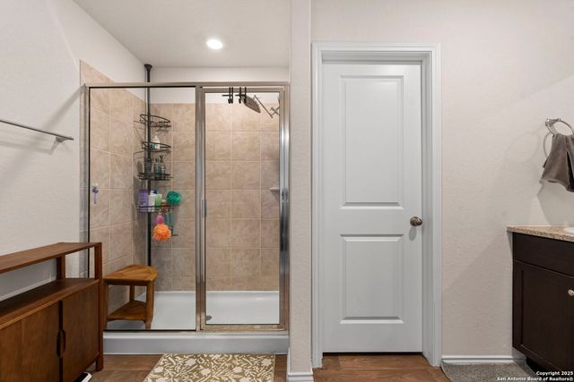 3430 angus, San Antonio, TX 78245