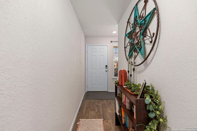 3430 angus, San Antonio, TX 78245