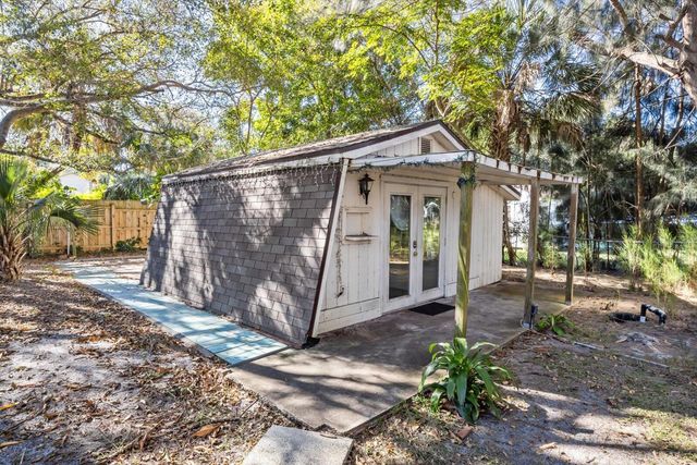 1175 20th Avenue, Vero Beach, FL 32960