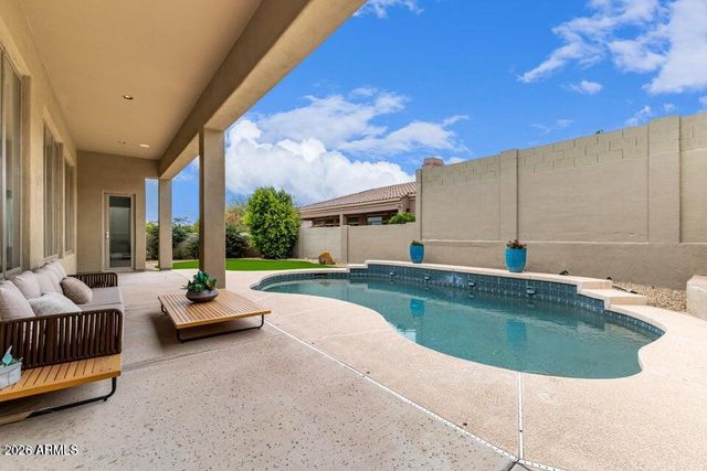 11312 E GREENWAY Road, Scottsdale, AZ 85260