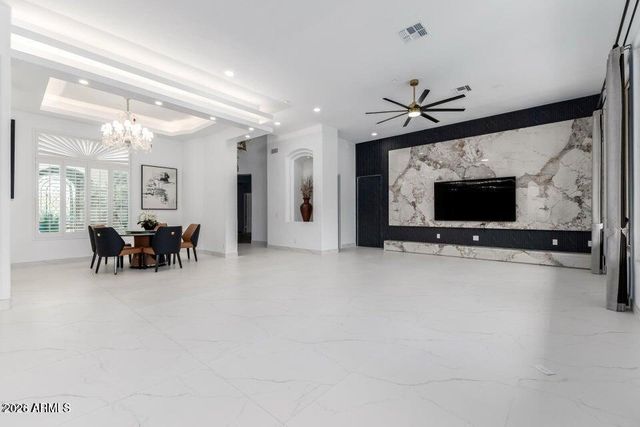 11312 E GREENWAY Road, Scottsdale, AZ 85260