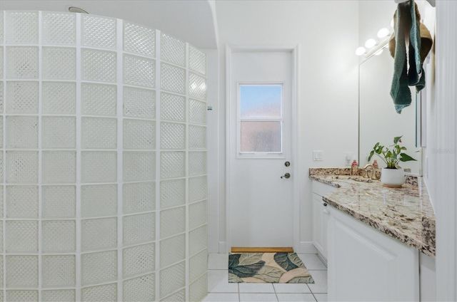 1740 AMBERWYND CIRCLE W, Palmetto, FL 34221