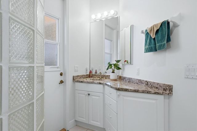 1740 AMBERWYND CIRCLE W, Palmetto, FL 34221