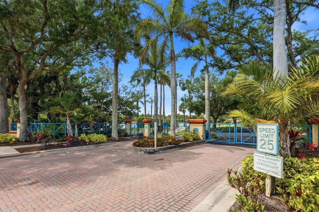 1740 AMBERWYND CIRCLE W, Palmetto, FL 34221