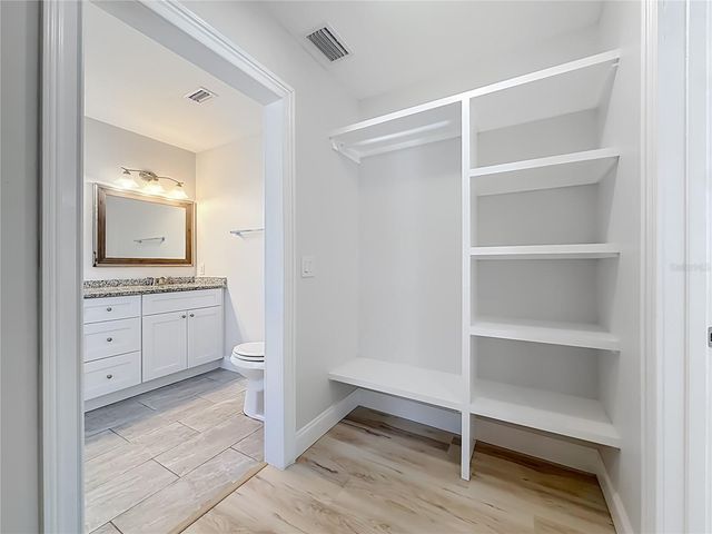 8270 30TH AVENUE N, St Petersburg, FL 33710