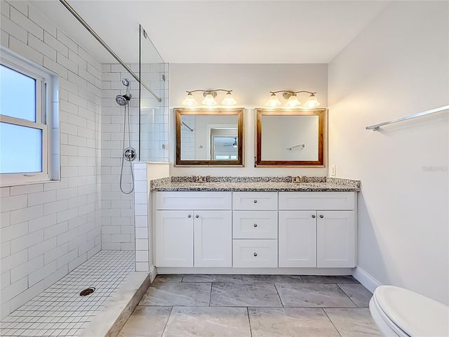 8270 30TH AVENUE N, St Petersburg, FL 33710