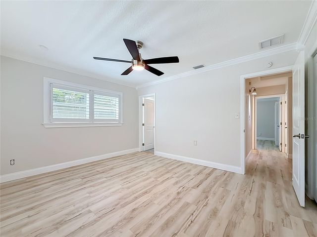 8270 30TH AVENUE N, St Petersburg, FL 33710