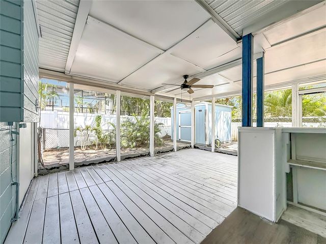 8270 30TH AVENUE N, St Petersburg, FL 33710