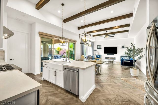 9973 REGENCY CANYON Way, Las Vegas, NV 89148