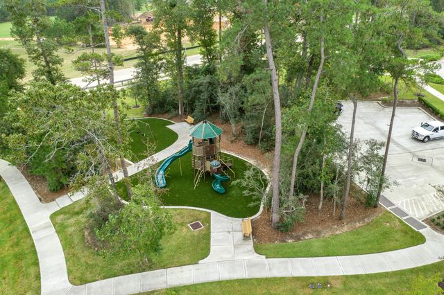 517 Alden Springs Lane, Pinehurst, TX 77362