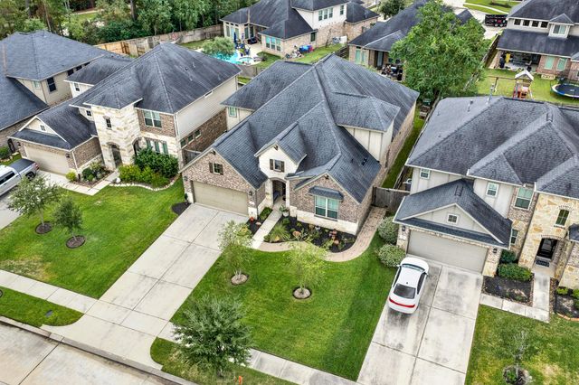 517 Alden Springs Lane, Pinehurst, TX 77362