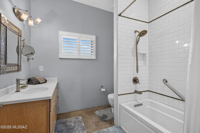 381 S 3rd Avenue, Tucson, AZ 85701