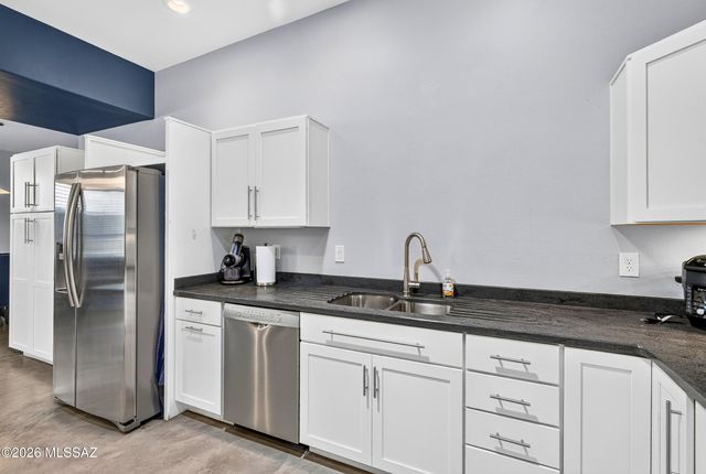 381 S 3rd Avenue, Tucson, AZ 85701