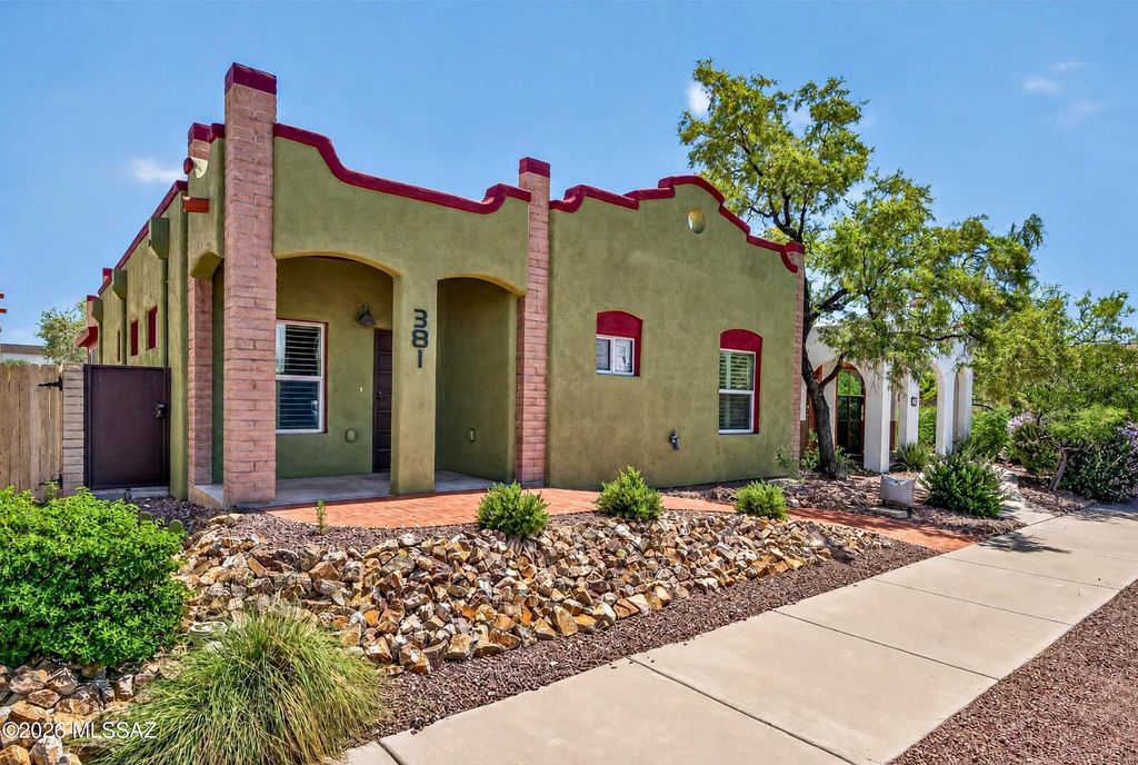 381 S 3rd Avenue, Tucson, AZ 85701