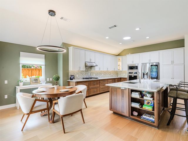 8301 Cardiff Circle, Plano, TX 75025