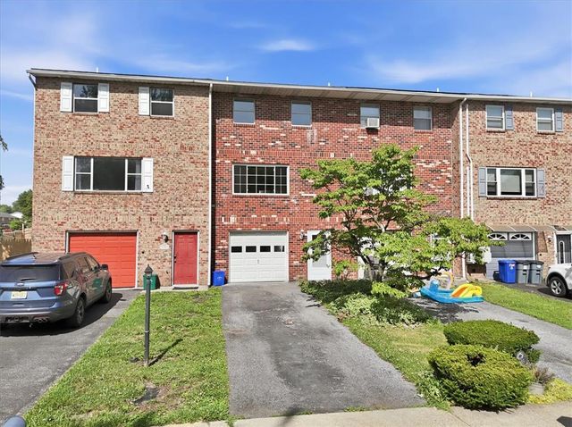 3103 Lucas Drive, Bethlehem City, PA 18017