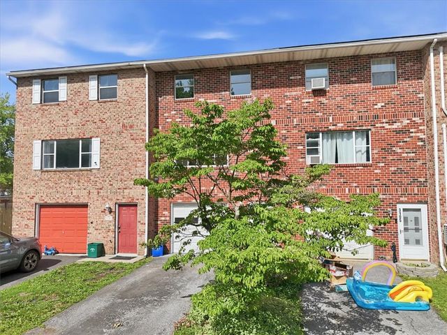 3103 Lucas Drive, Bethlehem City, PA 18017