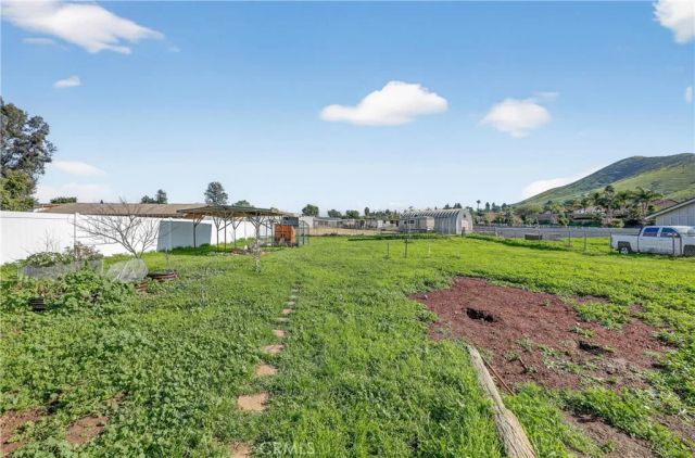 4949 California Avenue, Norco, CA 92860