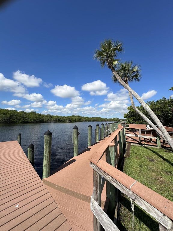 301 SW South River Drive 204, Stuart, FL 34997
