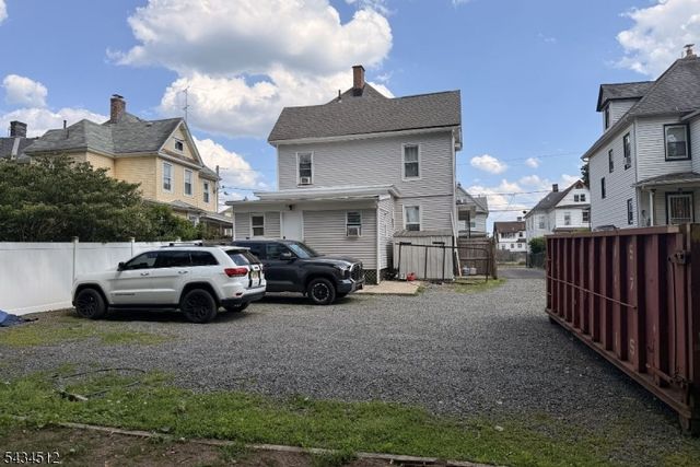 930 W 5Th St, Plainfield City, NJ 07063