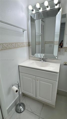 1154 W 35th St 102, Hialeah, FL 33012