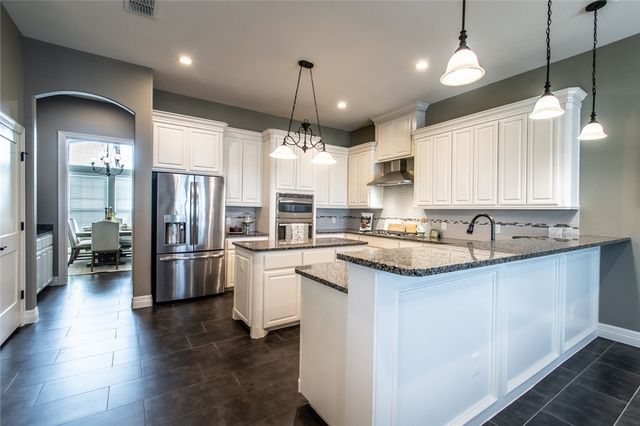 2417 Shaftsbury Dr, Corpus Christi, TX 78415