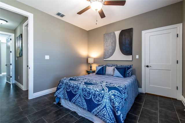 2417 Shaftsbury Dr, Corpus Christi, TX 78415