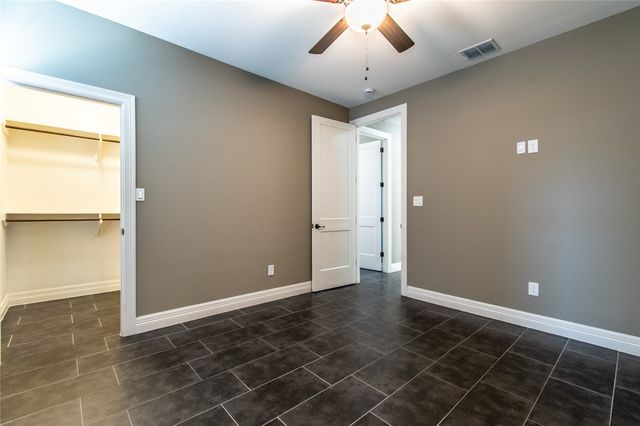 2417 Shaftsbury Dr, Corpus Christi, TX 78415