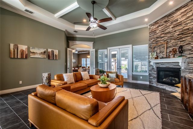 2417 Shaftsbury Dr, Corpus Christi, TX 78415