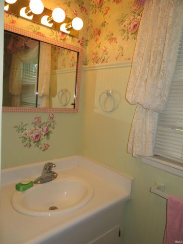 2212 Compton Avenue, Elkhart, IN 46517