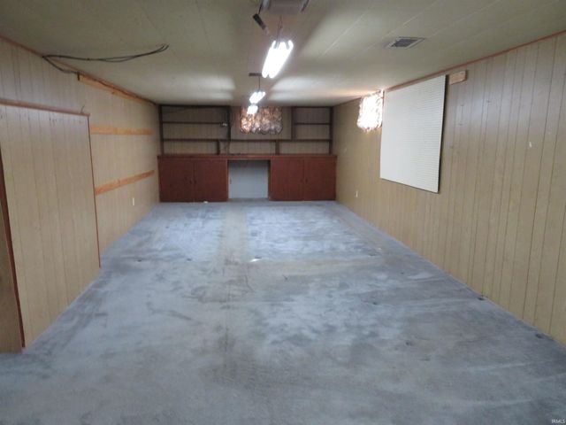 2212 Compton Avenue, Elkhart, IN 46517