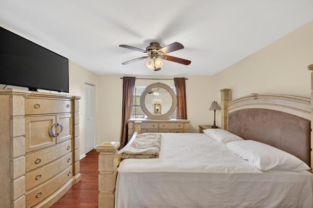 9409 NW 42nd Street, Sunrise, FL 33351