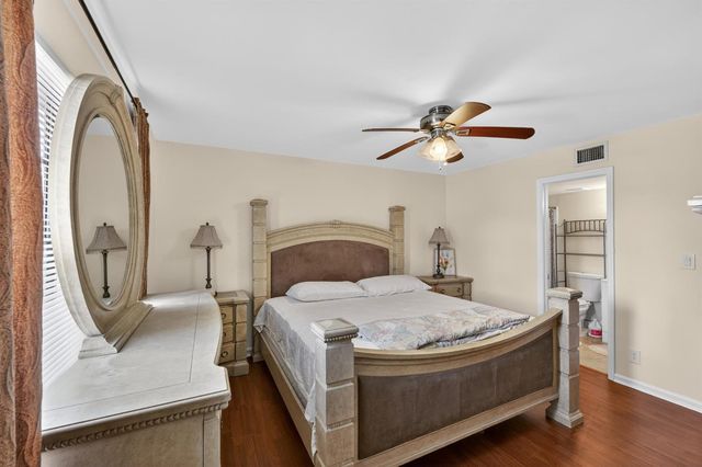 9409 NW 42nd Street, Sunrise, FL 33351