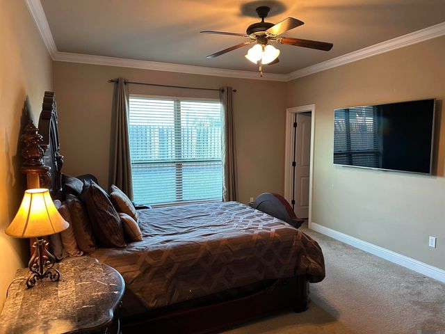 39312 Saint Charles Ave, Gonzales, LA 70737