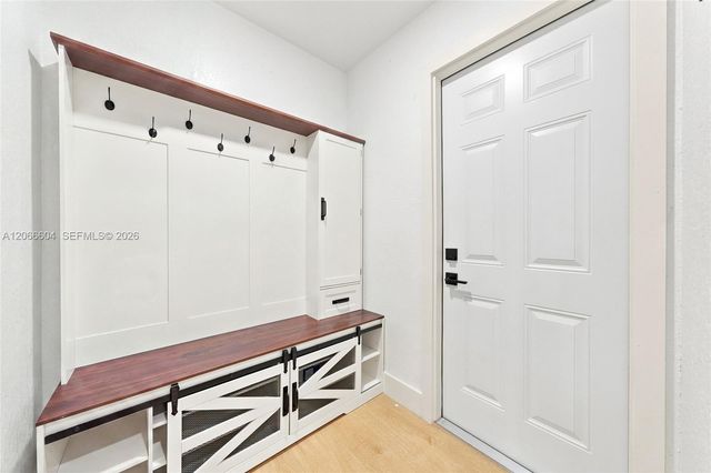 402 SW 200th Terrace, Pembroke Pines, FL 33029