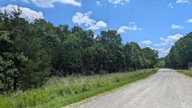 000 Gardner Hill Lane, Fordland, MO 65652