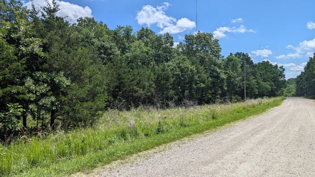 000 Gardner Hill Lane, Fordland, MO 65652
