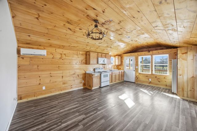 5434 Pine Ridge Road, Winchester, KY 40391