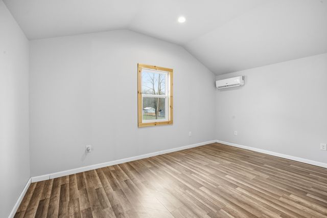 5434 Pine Ridge Road, Winchester, KY 40391