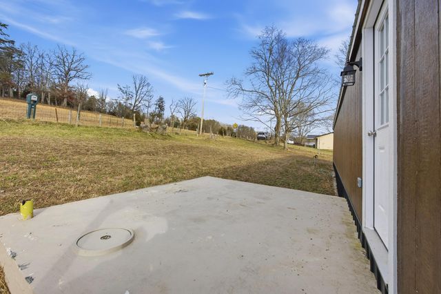 5434 Pine Ridge Road, Winchester, KY 40391