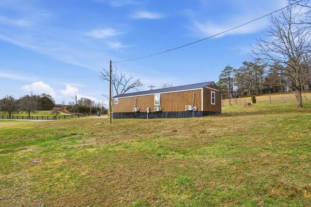 5434 Pine Ridge Road, Winchester, KY 40391