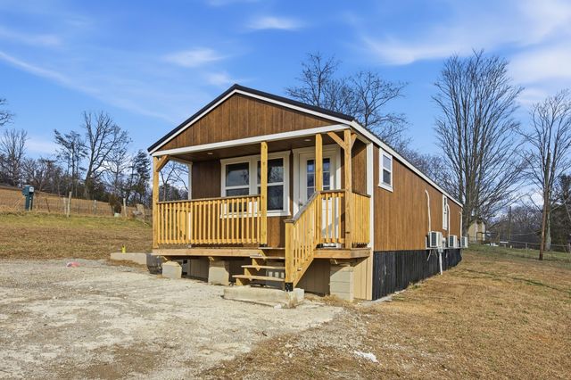 5434 Pine Ridge Road, Winchester, KY 40391