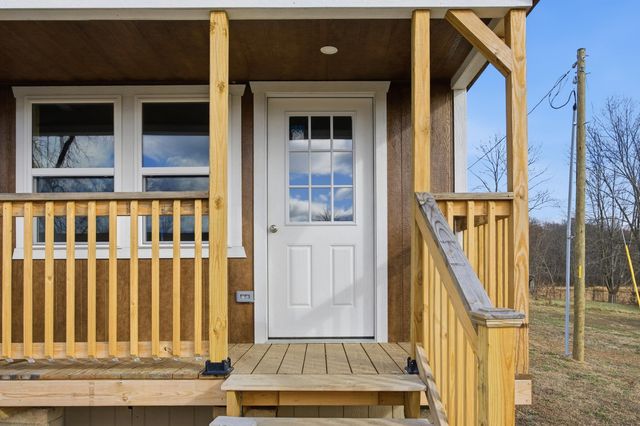 5434 Pine Ridge Road, Winchester, KY 40391