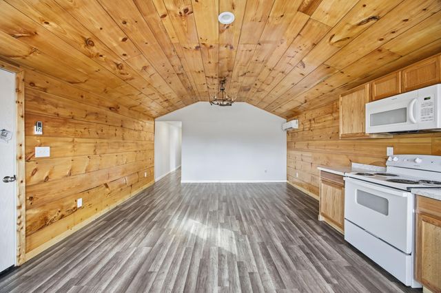 5434 Pine Ridge Road, Winchester, KY 40391