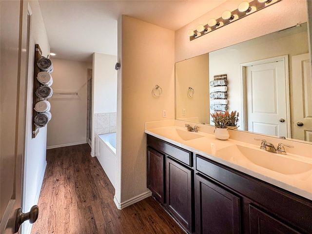 307 Andesite TRL, Buda, TX 78610